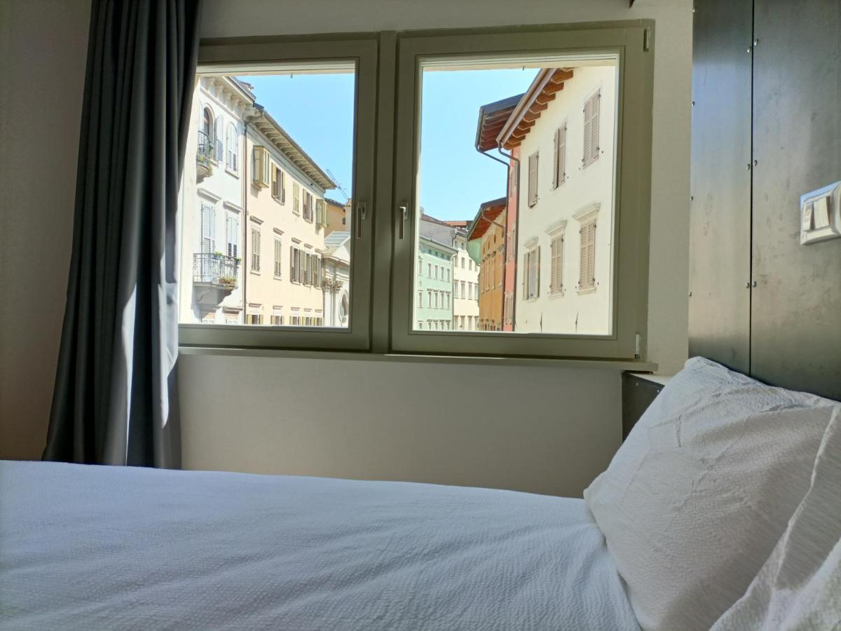 Le Meridiane City Rooms In Trento Exterior photo